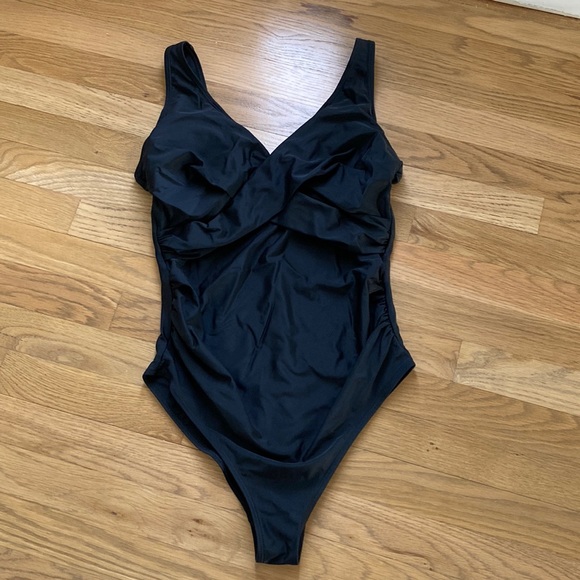 Other - NWOT One Piece Black Maternity Bathing Suit Size Medium